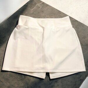 Nike Women's Medium DRI-FIT 17in Power Flex Golf Skort Pockets White